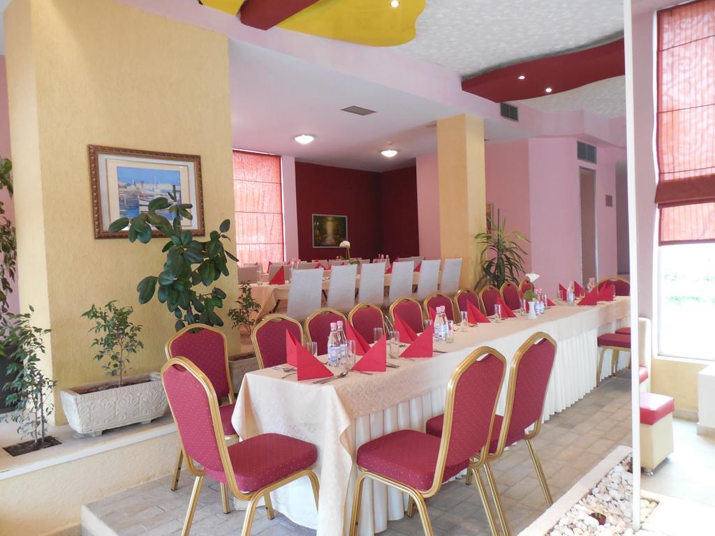 Theranda Boutique Hotel 3*
