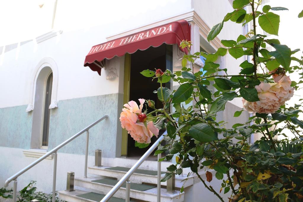 Hotel Theranda Boutique