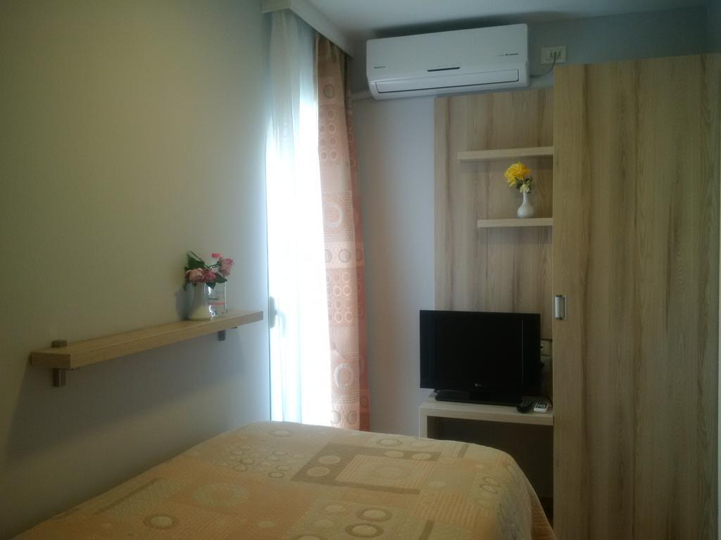 Hotel Theranda Boutique 3*